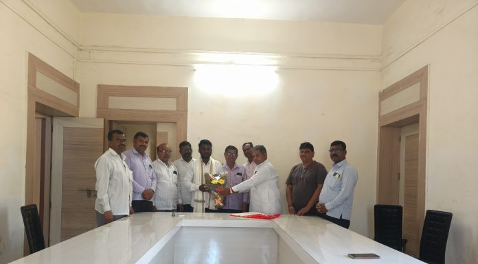 प्रदीप गायकवाड यांचा सत्कार ; माहिती अधिकार चळवळीत केजला मिळाले नवे नेतृत्व